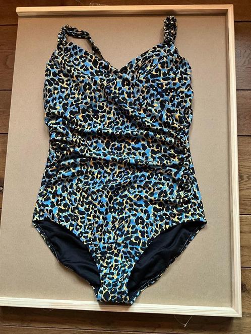 BEACHWAVE corrigerend badpak met overslag  Maat 46 panter, Kleding | Dames, Badmode en Zwemkleding, Zo goed als nieuw, Badpak