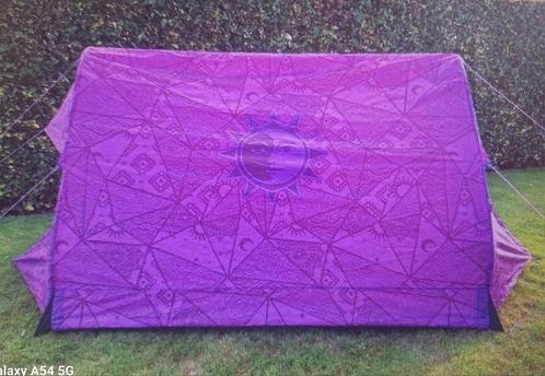 Tomorrowland Tent + Luchtbed + Slaapzakken - 2 Persoons, Caravans en Kamperen, Tenten, tot en met 2, Gebruikt, Ophalen of Verzenden