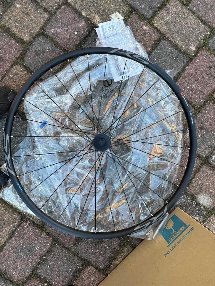 Shimano WH-RS171 Disc CL Race Achterwiel Zwart 12mm Steekas, Fietsen en Brommers, Fietsonderdelen, Nieuw, Mountainbike, Wiel, Ophalen