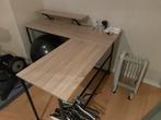 Hoekbureau met metalen frame, Huis en Inrichting, Bureaus, Ophalen, In hoogte verstelbaar, Zo goed als nieuw, Bureau