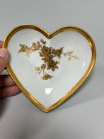 Antiek Hartjes schotel porselein 22-karaats verguld bloemen, Antiek en Kunst, Ophalen of Verzenden