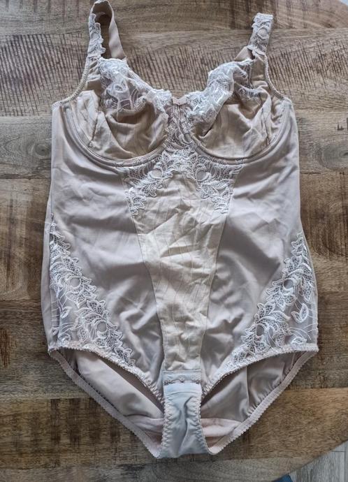 Prima donna body deauville 95 C ZGAN Beige 95C, Kleding | Dames, Ondergoed en Lingerie, Body of Korset, Beige, Ophalen of Verzenden
