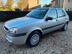 Ford Fiësta 1.3 I 5DR 2001 Grijs 67987 KM, Voorwielaandrijving, 1299 cc, Stof, Zwart