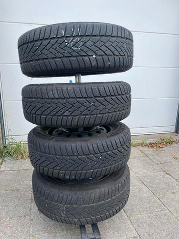 195 60 15 winterbanden 15 inch beschikbaar voor biedingen