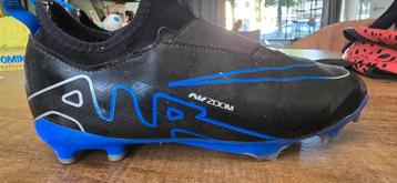 Nike Voetbalschoenen - Maat 36 beschikbaar voor biedingen