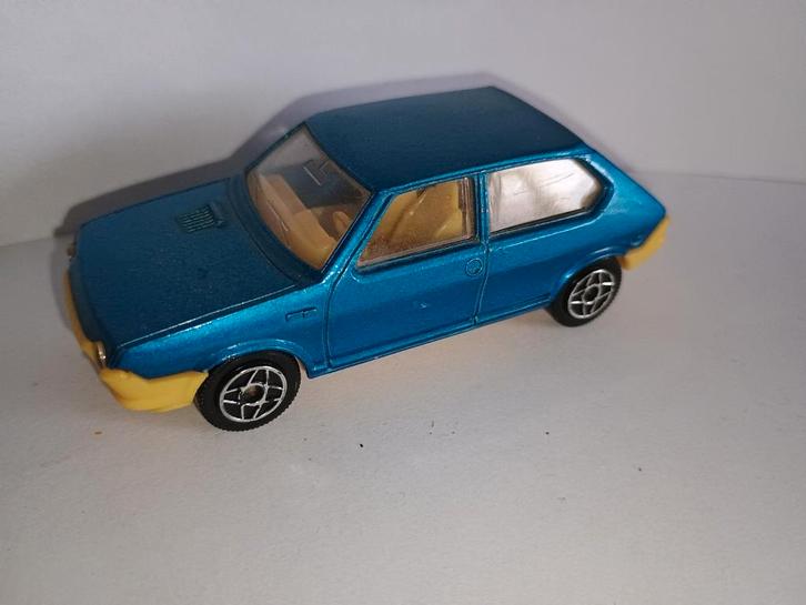 Dinky Toys No.1403 Fiat Ritmo, Hobby en Vrije tijd, Modelauto's | Overige schalen, Zo goed als nieuw, Auto, Ophalen of Verzenden