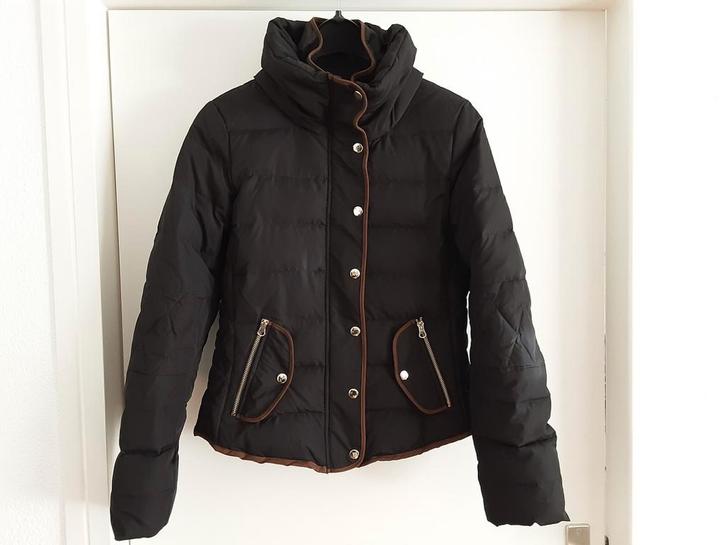 Nette dames jas Vero Moda maat M, Kleding | Dames, Jassen | Winter, Zo goed als nieuw, Maat 38/40 (M), Zwart, Ophalen of Verzenden