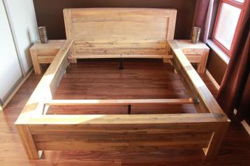 Massief houten bedframe - geschikt voor 160x200 matras