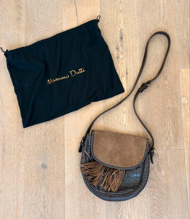 Croco bruin leer/suède crossbody/schouder tas met Kwastjes, Sieraden, Tassen en Uiterlijk, Tassen | Damestassen, Zo goed als nieuw