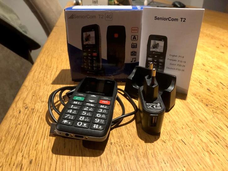 Senioren mobiele telefoon SeniorCom T2, Telecommunicatie, Mobiele telefoons | Overige merken, Zo goed als nieuw, Zonder abonnement
