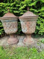 Oude Gietijzeren Tuinvazen met Deksel - Uniek!, Ophalen, Gebruikt