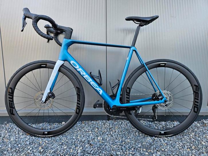 Orbea Orca M30i carbon racefiets - Shimano 105 Di2 - 57cm, Fietsen en Brommers, Fietsen | Racefietsen, Zo goed als nieuw, Meer dan 20 versnellingen