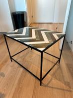 Bijzettafel stenen blad wit, groen, zwart (marmer), Metaal of Aluminium, 55 tot 75 cm, Zo goed als nieuw, Rechthoekig