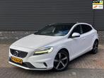 Volvo V40 2.0 D2 R-Design CAMERA AUT PANO XENON NAVI, Auto's, Gebruikt, 4 cilinders, Bedrijf, Diesel