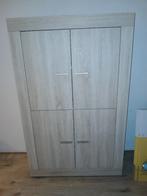 GRATIS AFHALEN: IKEA kast – lichte houtkleur – goede staat, Huis en Inrichting, Kasten | Kledingkasten, Ophalen, Met deur(en)