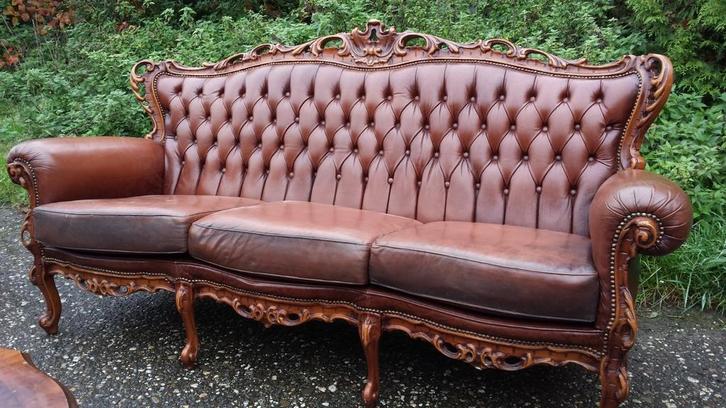 CHESTERFIELD BAROK leder, Antiek en Kunst, Antiek | Meubels | Stoelen en Banken, Ophalen