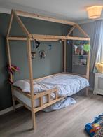 Huis bed kind afmeting 200/98/228, Ophalen, Zo goed als nieuw, Hoogslaper
