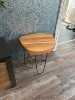 Massief eiken bijzettafel, Huis en Inrichting, Tafels | Bijzettafels, 55 tot 75 cm, Zo goed als nieuw, Rechthoekig, Hout