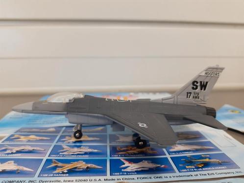 ERTL Force one F-16 Viper, Hobby en Vrije tijd, Modelbouw | Vliegtuigen en Helikopters, Zo goed als nieuw, 1:200 of kleiner, Overige merken