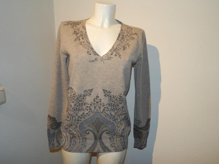 Etro wollen trui deels in sierlijke print zachte tinten 42, Kleding | Dames, Truien en Vesten, Zo goed als nieuw, Maat 42/44 (L)