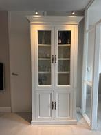 Mooie zware wit buffetkast / vitrine kast, Huis en Inrichting, Ophalen, Met deur(en), 100 tot 150 cm, Zo goed als nieuw
