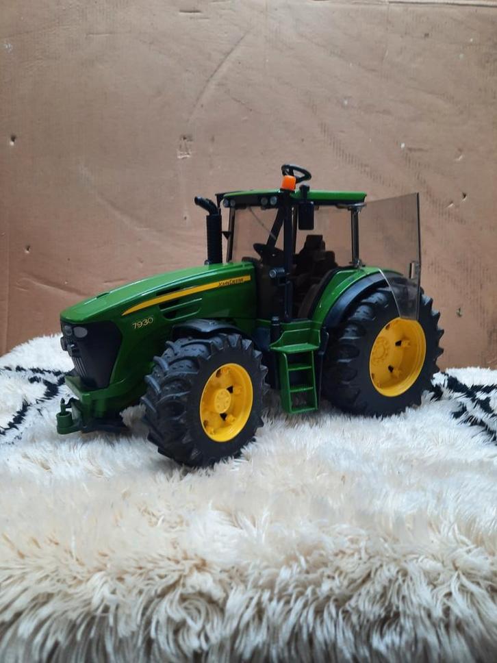BRUDER John Deere 7930 Tractor Model - Zo Goed Als Nieuw!, Kinderen en Baby's, Speelgoed | Speelgoedvoertuigen, Zo goed als nieuw