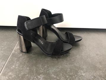 Nieuwe sandalen PEDRO GARCIA, maat 37 beschikbaar voor biedingen