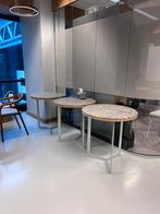 Tafeltjes met stalen frame en Ceppo di Gris blad, Ophalen, Zo goed als nieuw