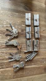 Winkhaus 6 cilinders gelijksluitend 30-30 met 14 sleutels, Ophalen of Verzenden, Zo goed als nieuw, Koper of Messing, Slot