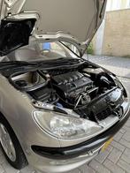 Peugeot 206 1.4 16V XT 5D 2004 Grijs Gentry, Auto's, Voorwielaandrijving, 1360 cc, Beige, 4 cilinders