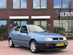 Volkswagen Golf 1.8 CL Orlando 1ste eigenaar & Orgineel Nede, Metallic lak, 4 cilinders, Blauw, Origineel Nederlands