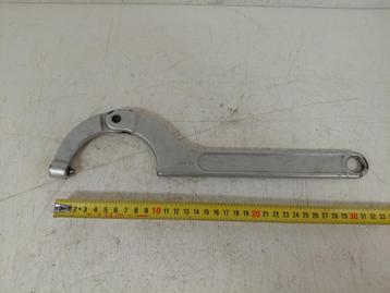 FACOM 126A.120 scharnierende haaksleutel 80-120 mm beschikbaar voor biedingen