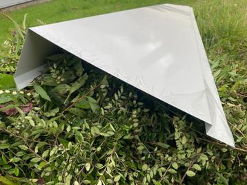 Daktrim, dakrand, zetwerk, windveer, overzetlijst, deklijst. beschikbaar voor biedingen