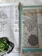 2 borduur pakketjes om een kaart te borduren, Hobby en Vrije tijd, Ophalen of Verzenden, Zo goed als nieuw, Borduurpakket