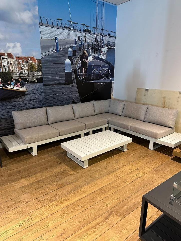 Te koop: Aluminium platform hoek lougeset 5-delig, Tuin en Terras, Tuinsets en Loungesets, Nieuw, Loungeset, Aluminium, 6 zitplaatsen