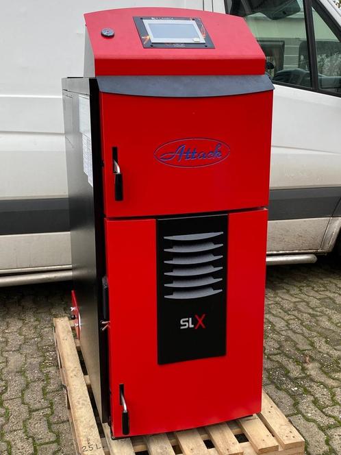 CV Houtkachel Merk - Attack SLX - 25KW Lambda NIEUW !!!!!!!, Huis en Inrichting, Kachels, Nieuw, Vrijstaand, Houtkachel, Hout