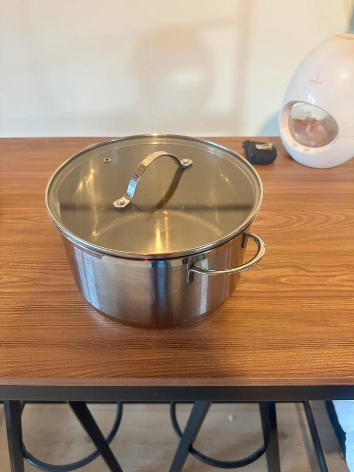 Roestvrijstalen kookpan 5,5 liter met deksel, Huis en Inrichting, Keuken | Potten en Pannen, Zo goed als nieuw, Kookpan of Snelkookpan