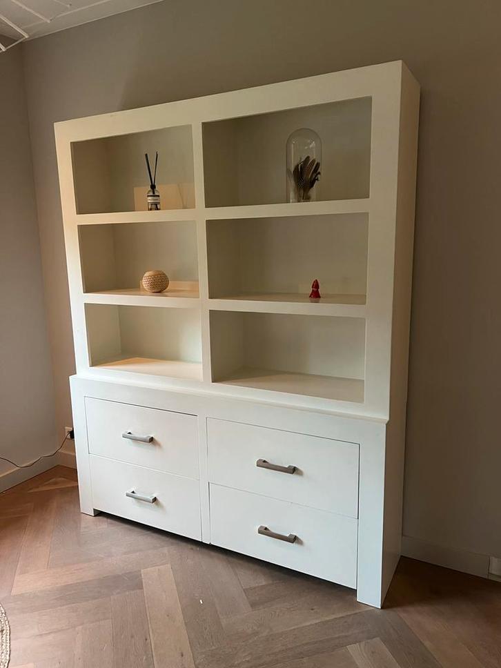 Mooie House of Mayflower Kast - 170cm breed, Huis en Inrichting, Kasten | Buffetkasten, Gebruikt, 200 cm of meer, 150 tot 200 cm