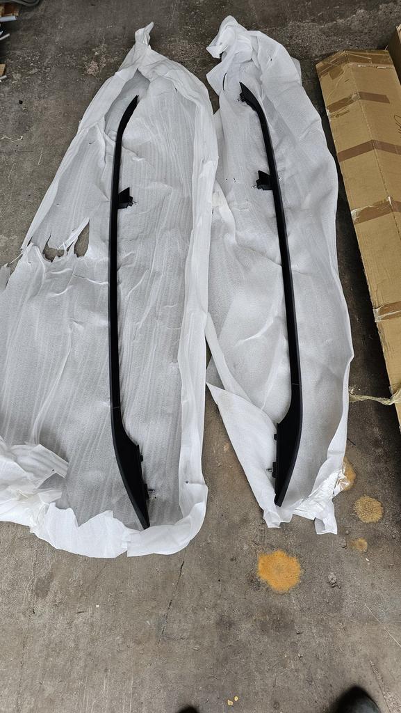 Dakrail daklijst dakdrager roof rail zwart BMW X5 E70 511380, Auto diversen, Dakdragers, Gebruikt, Ophalen