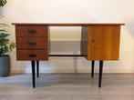 Vintage teak bureau jaren ’60 – met sleutel – zwart poten, Ophalen, Gebruikt, Bureau