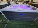 Infinitas jacuzzi 3 persoons ‼️extreem veel massage‼️