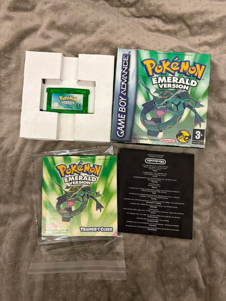 Pokemon Emerald Game Boy Advance SP, Spelcomputers en Games, Games | Nintendo Game Boy, Zo goed als nieuw, Avontuur en Actie, 1 speler