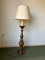Houten staande vloerlamp met bijpassende kandelaar, Huis en Inrichting, Lampen | Vloerlampen, Ophalen, Zo goed als nieuw, 100 tot 150 cm