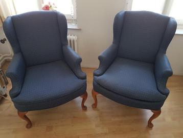 Fauteuils gestoffeerd, 2 stuks beschikbaar voor biedingen