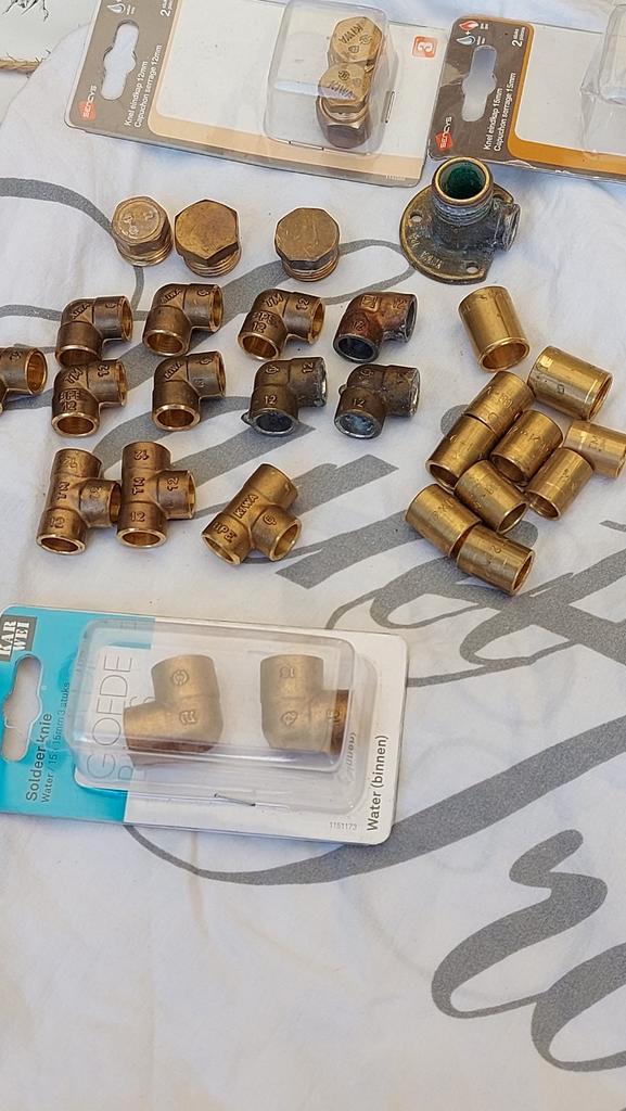 Koperen Koppelingen - Diverse Stuks, Doe-het-zelf en Verbouw, Buizen en Afvoer, Gebruikt, Bochten, Overige materialen, Minder dan 2 meter