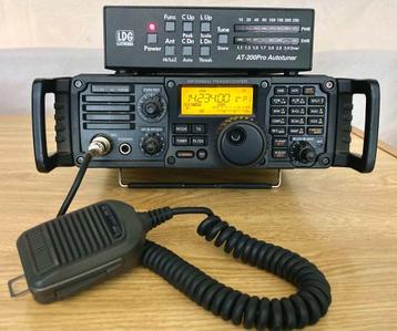 Icom IC-7200 met LDG AT-200 en PSU beschikbaar voor biedingen