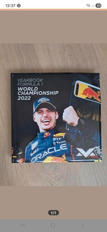Verstappen Formule F1 Redbull world championship 2022 beschikbaar voor biedingen