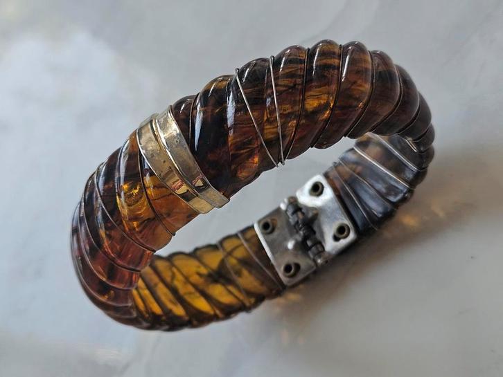 Vintage Lucite retro Klem Armband, Sieraden, Tassen en Uiterlijk, Armbanden, Gebruikt, Zilver, Ophalen of Verzenden