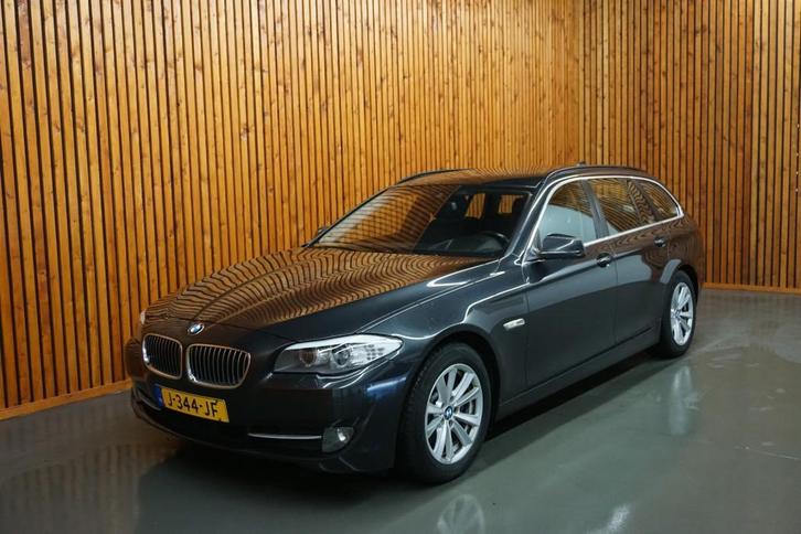 Bmw 5-SERIE 520d TOURING HIGH EXECUTIVE CLIMA NAVIGATIE, Auto's, BMW, Bedrijf, 5-Serie, ABS, Airbags, Alarm, Boordcomputer, Centrale vergrendeling