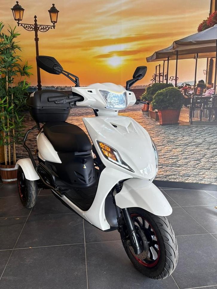 🔋⚡️IVA T3 2.0 Driewieler/ Scootmobiel GÉÉN RIJBEWIJS NODIG, Diversen, Brommobielen en Scootmobielen, Zo goed als nieuw, Overige merken